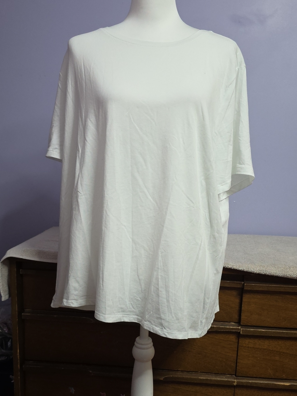 Women’s White Short-Sleeve Pajama Top
